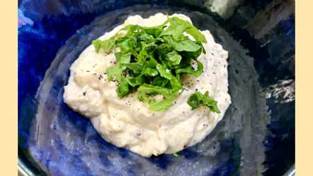 豆腐と味噌の梅しそ白和え