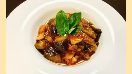 茄子とチキンのトマト煮込み