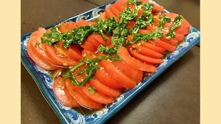 スライストマトの中華ダレがけ