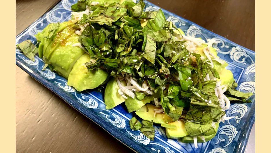 バジルとしらすのアボカド和え