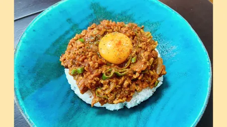 辛くないスパイストマトキーマカレー
