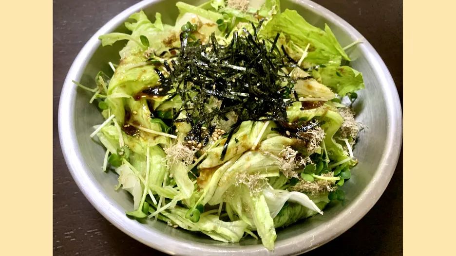 とろろ昆布とレタスの和風チョレギサラダ
