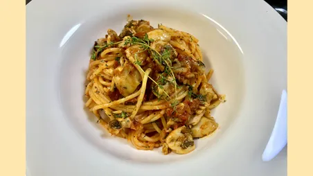 牡蠣とトマトのパスタ
