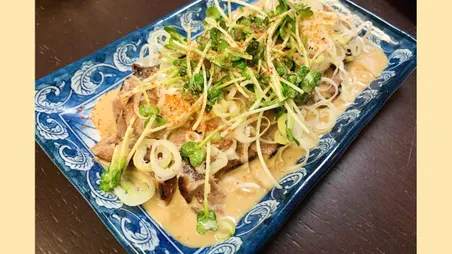 鰹のガーリックマヨポン酢