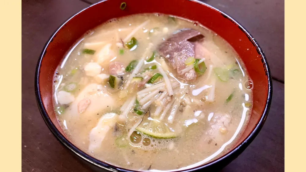 サバ缶とすだちの味噌汁