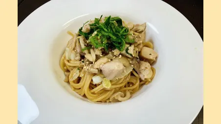 鶏ももときのこの和風パスタ