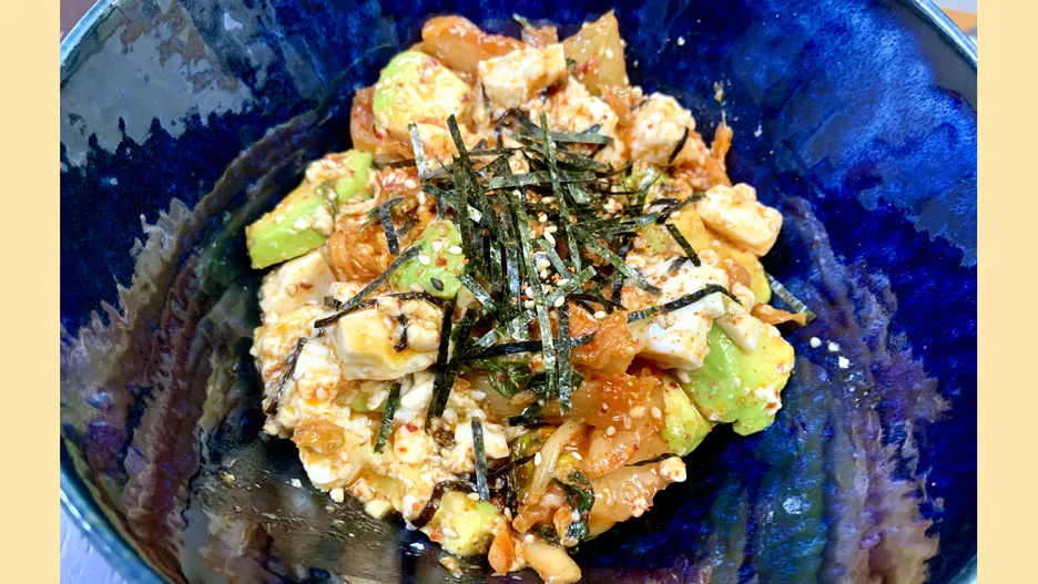 アボカドの豆腐キムチ和え