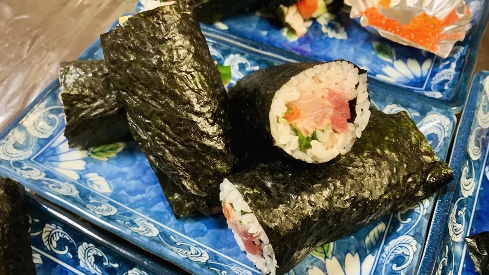 恵方巻で海鮮巻き寿司にチャレンジ
