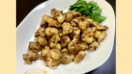 鶏ひざ軟骨のクミン炒め