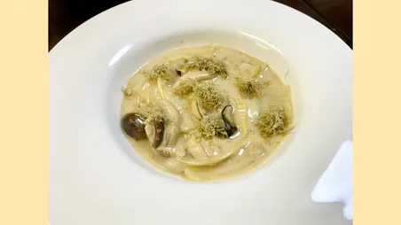 とろろ昆布と牡蠣の和風クリームシチュー