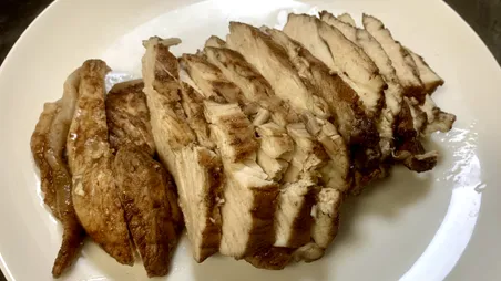 シナモン香る柔らかサラダチキン