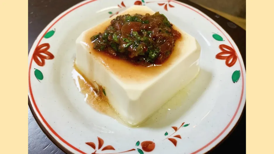 大葉と梅肉のさっぱり冷奴