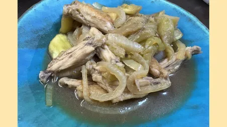 茄子と鶏の手羽中のベッコウ煮