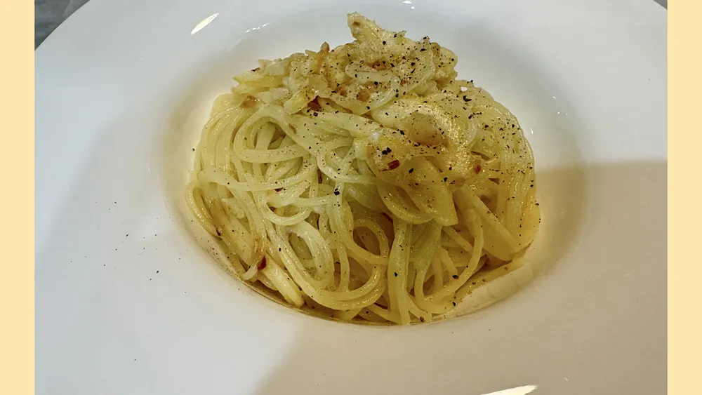 レモンの風味香るさっぱりガーリックパスタ