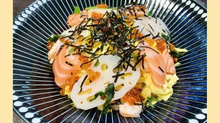 サーモンとイクラのちらし寿司