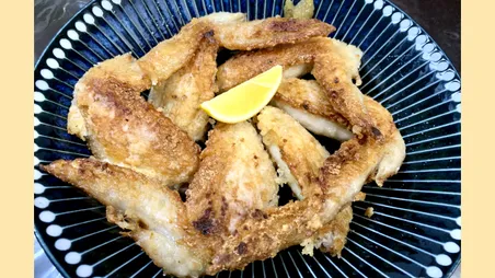 柚子胡椒が効いた手羽先の揚げ焼き