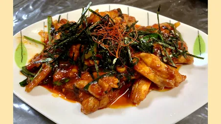 韓国風せせりとニラのコチュジャン炒め