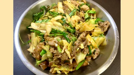 ニラ豚炒め